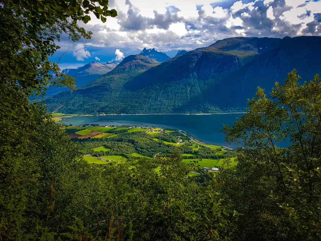 Blick auf den Romsdalfjord