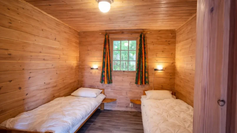 Angeln_Norwegen_Holmemstranda3_Schlafzimmer1