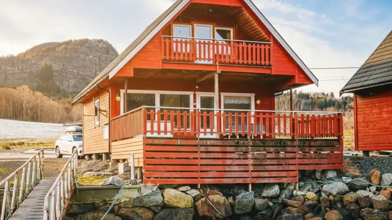 Angelunterkunft in Norwegen direkt am Wasser für kurze Wege zum Boot